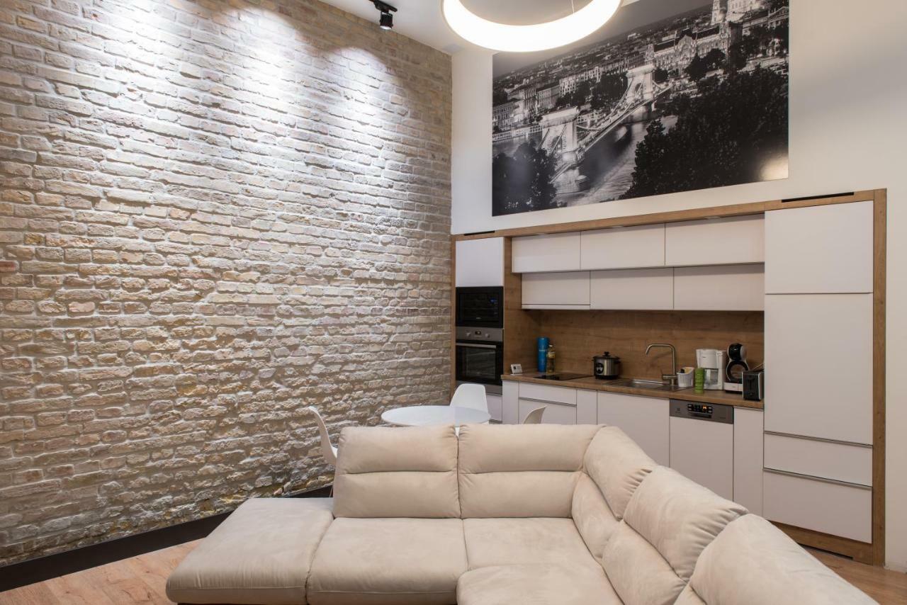 New Loft Style Appartman In The Heart Of The City Budapest Exterior foto
